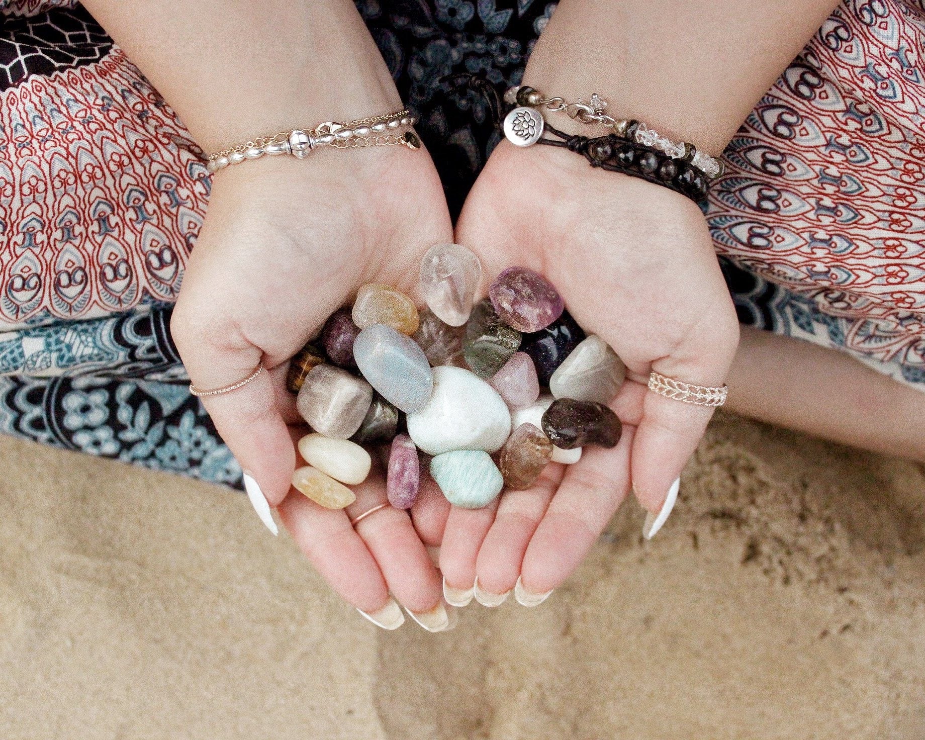 Snow Quartz Tumbled Stones with Card- Stone of Reflection & Meditation - Mindful Intentions